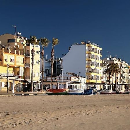 Apartamento Con Encanto De 3 Hab A 2Mn De La Playa Torredembarra Exterior photo